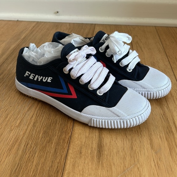 Feiyue 1920s Navy Canvas Sneakers – 7W / EUR 38 Heritage Style - Picture 1 of 13